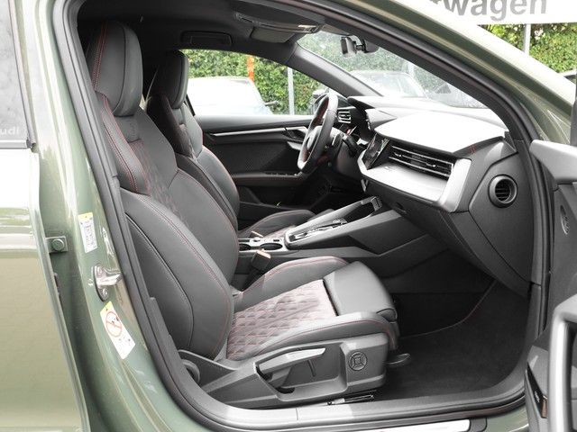 Audi A3 Sportback 45 TFSI e S line LM18 AHK ACC Matri