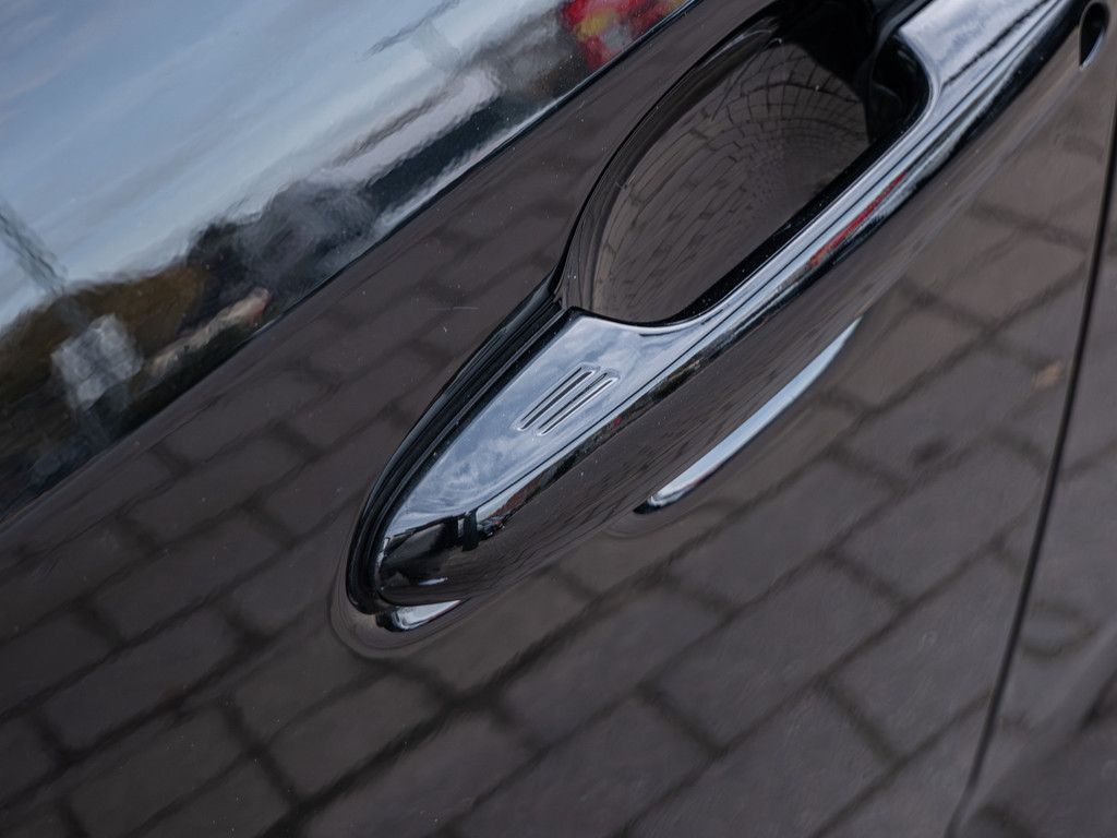 Toyota RAV4 2.5 Plug-in Hybrid 4x4 Teamplayer ACC LED