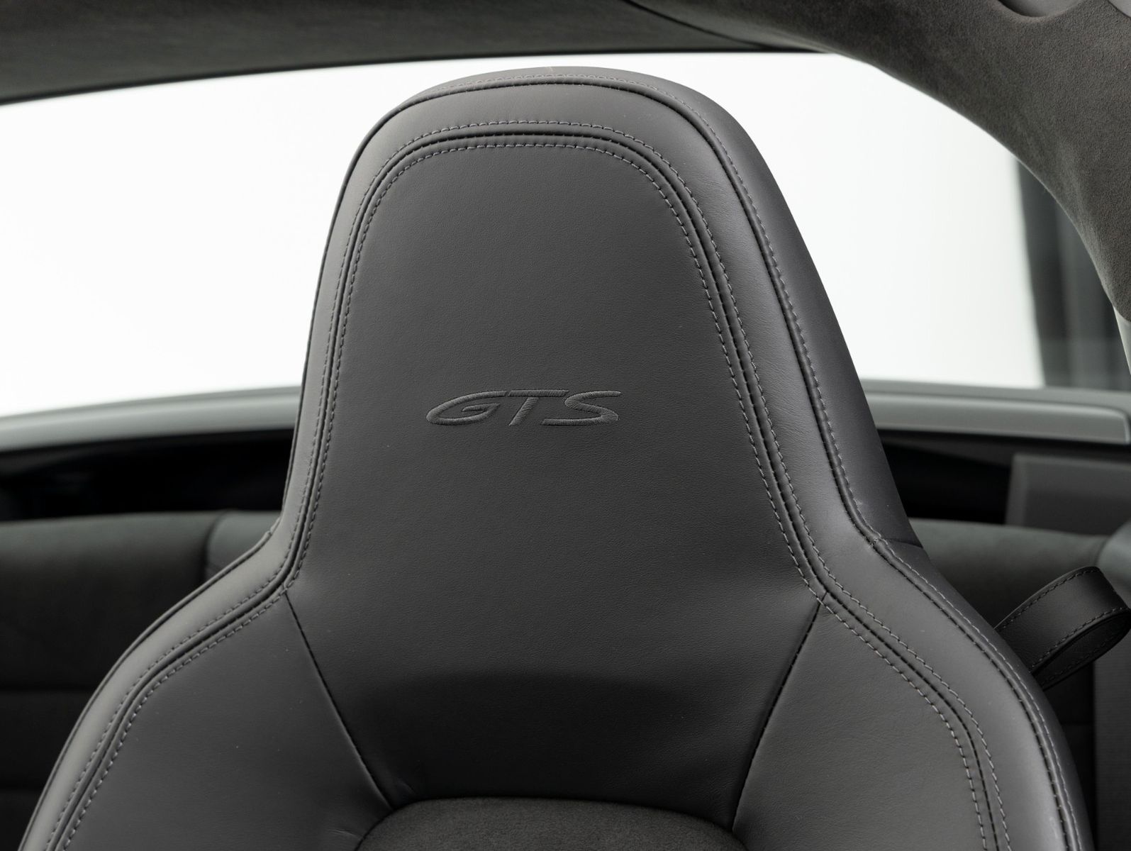 Porsche 911 Targa 4 GTS - Burmester - Hinterachslenkung