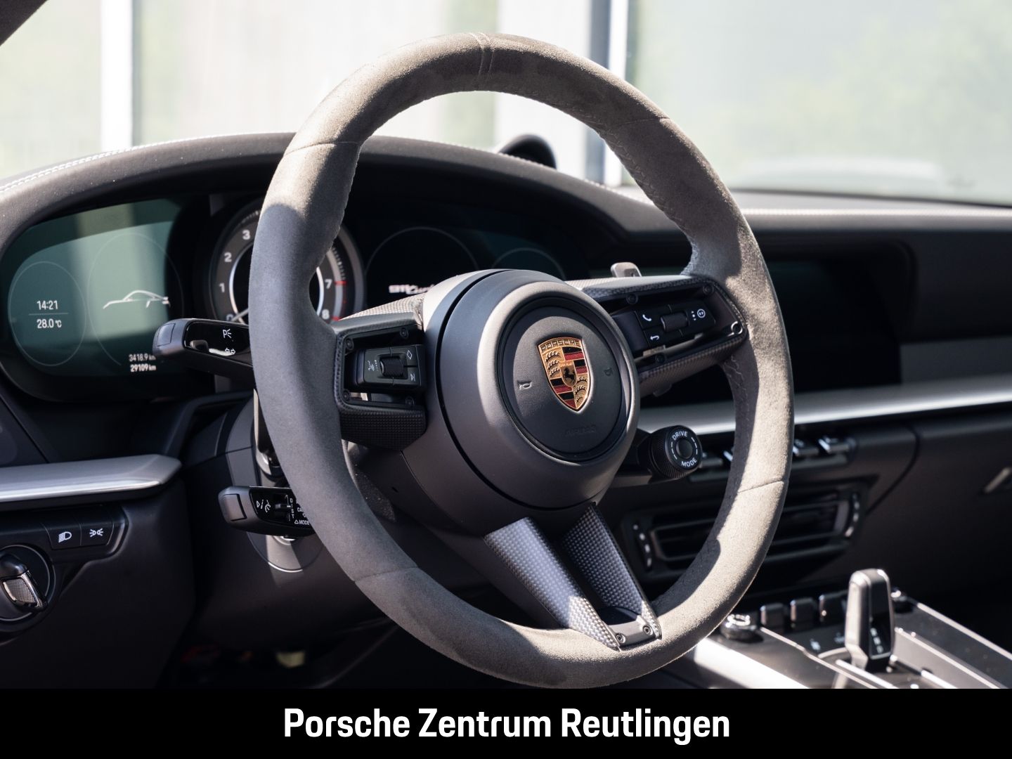 Porsche 992 911 Turbo S Burmester InnoDrive HA-Lenkung