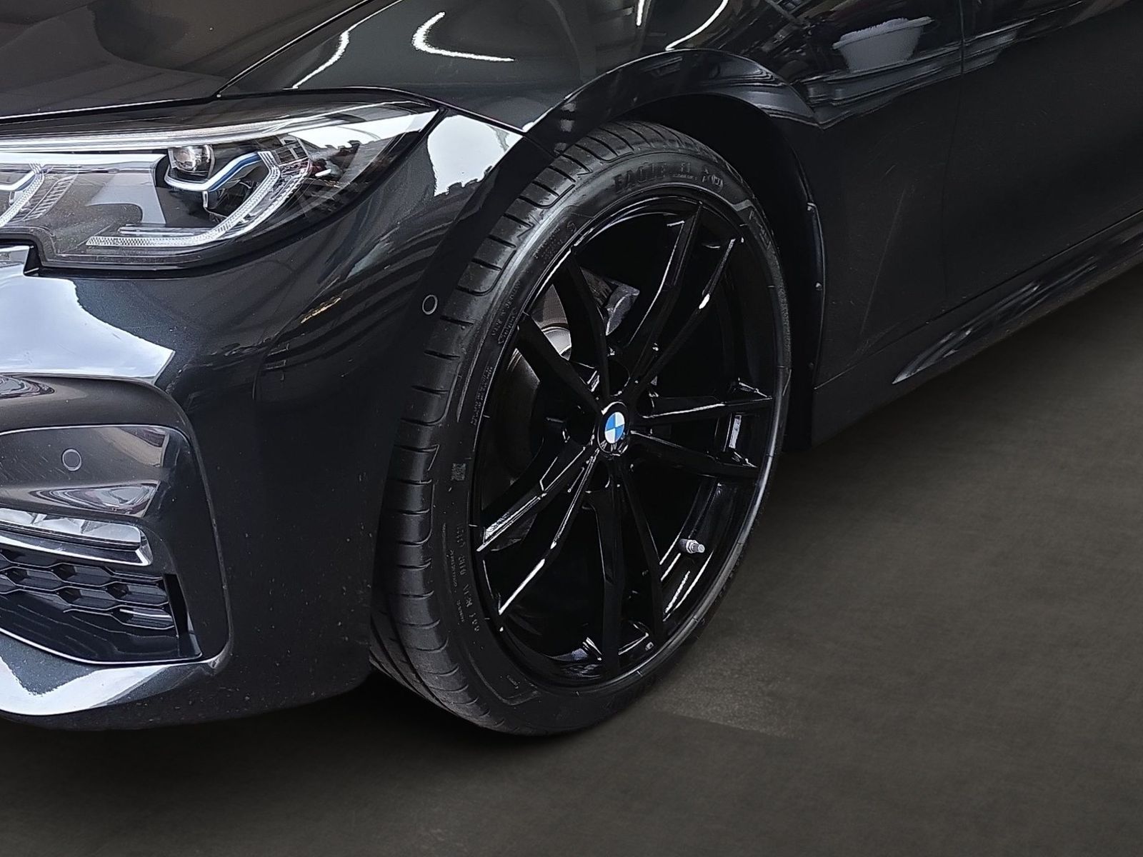BMW 320d xDrive M Sport - Samsaru's Car Outlet