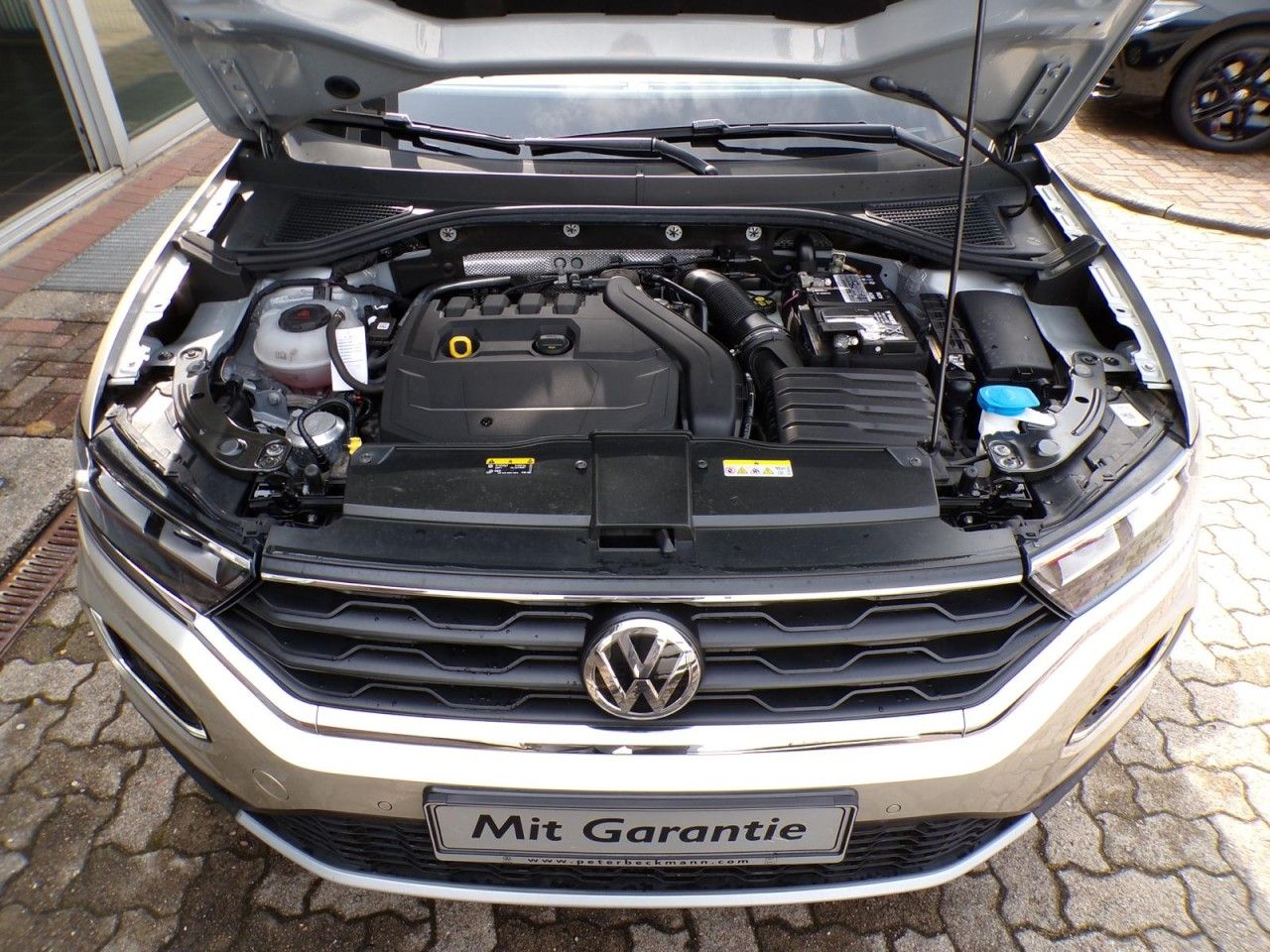 Volkswagen T-ROC CABRIOLET 1.5 TSI - Samsaru's Car Outlet