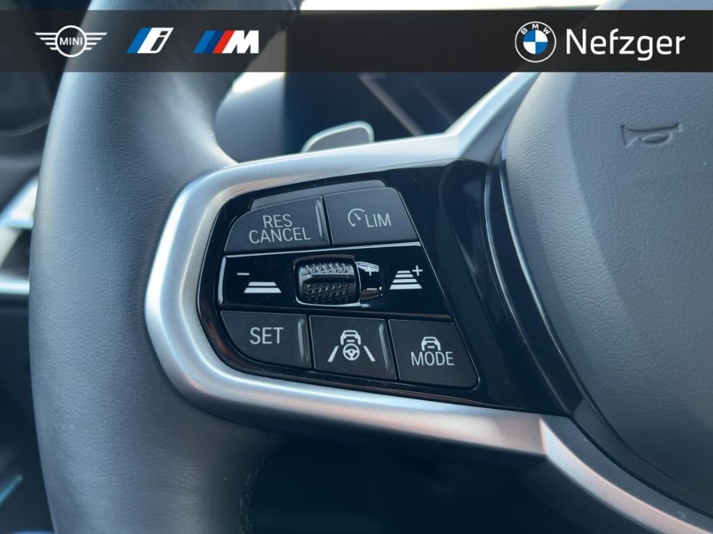 BMW 330 d xDrive Touring M Sport HUD HiFi ACC 360° P