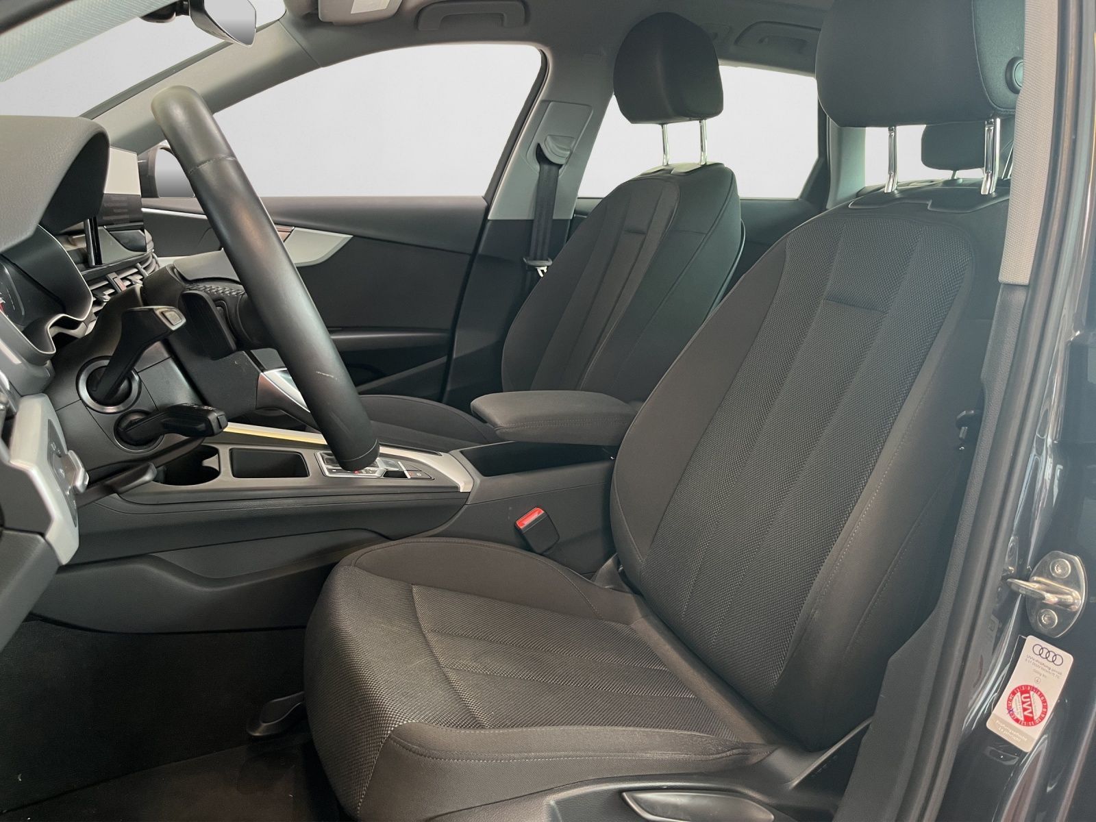 Audi A4 Avant 35 TDI S tronic - Samsaru's Car Outlet