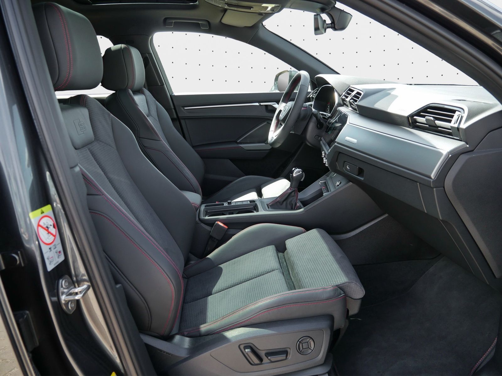 Audi Q3 Sportback 45 TFSI quattro S line - Samsaru's Car Outlet