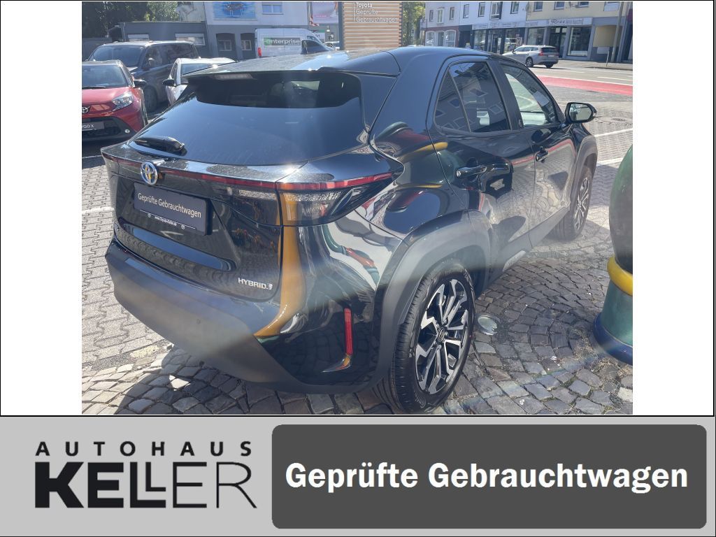 Toyota Yaris Cross Hybrid 1.5 VVT-i Team D *LED*NAVI*