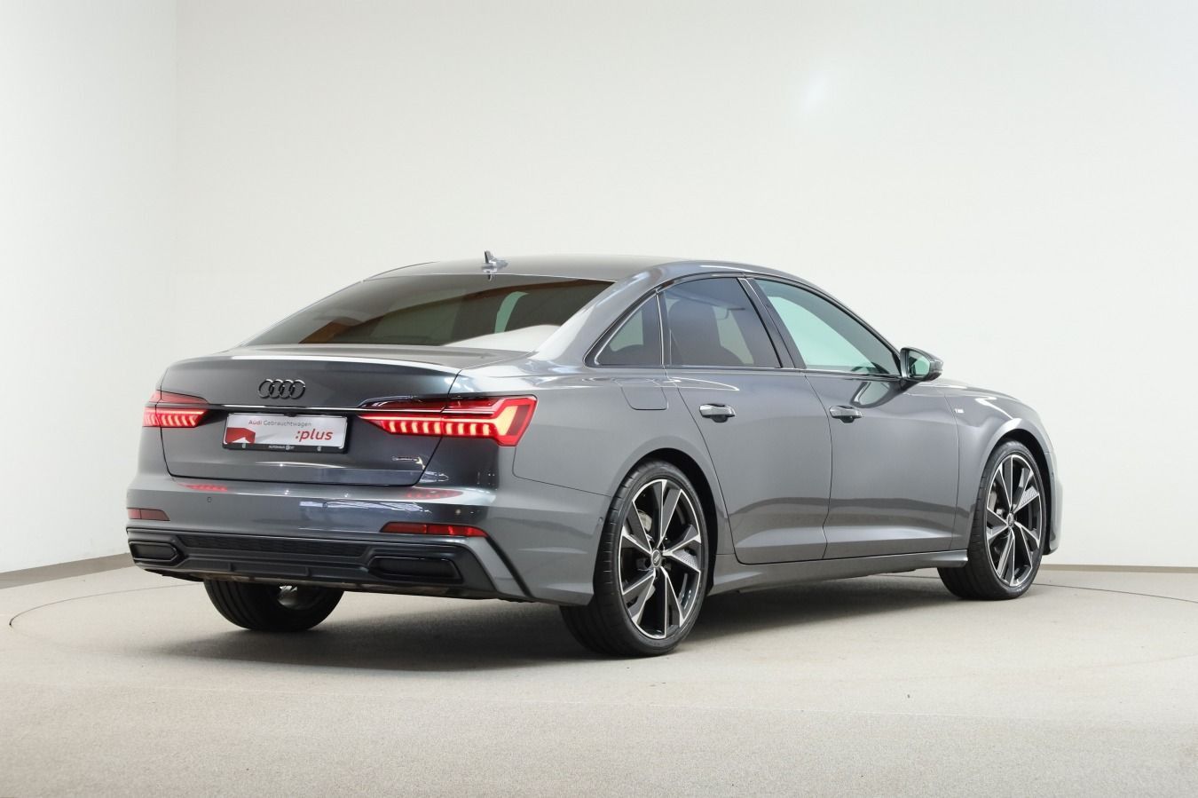 Audi A6 Limousine 55 TFSI S line - Samsaru's Car Outlet