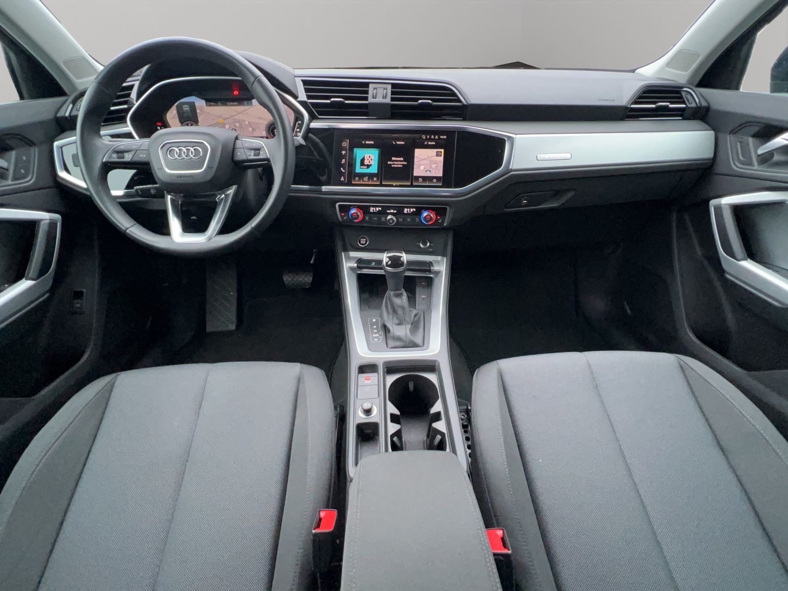 Audi Q3 40 TFSI qu S-tronic - Samsaru's Car Outlet