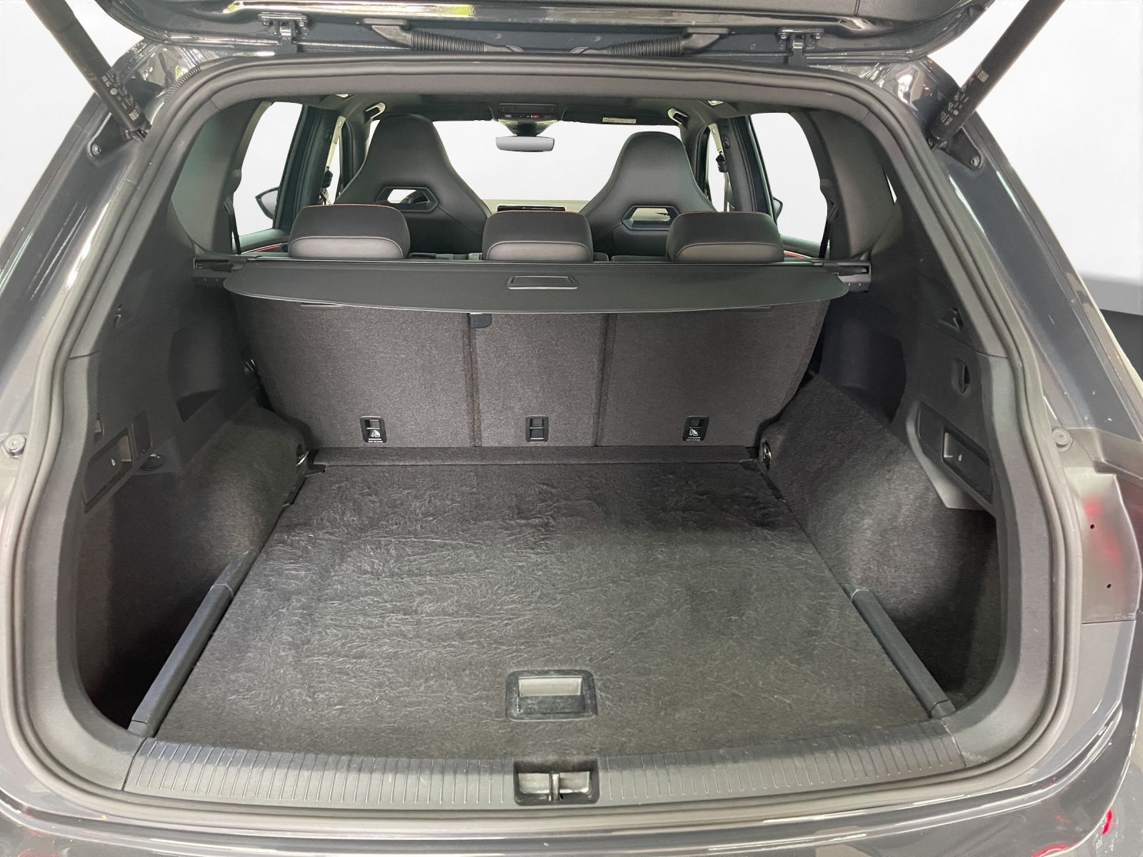 Seat Tarraco 2.0 TSI 4D FR AHK Pano LED LM 20" Navi A