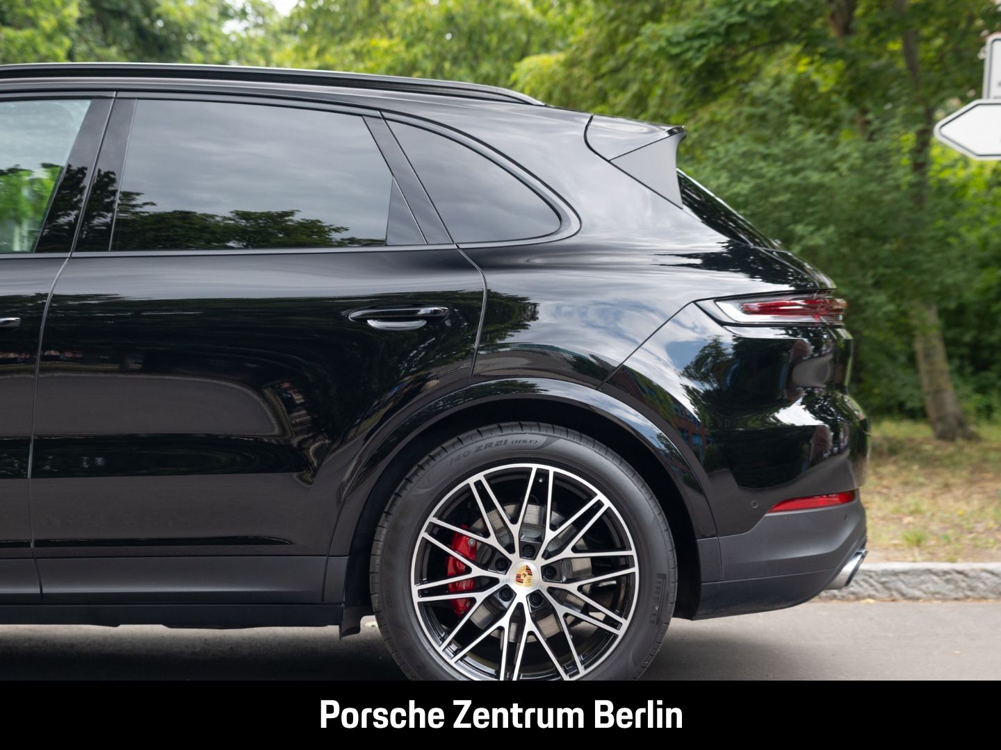 Porsche Cayenne S BOSE Panorama Luftfederung LED-Matrix