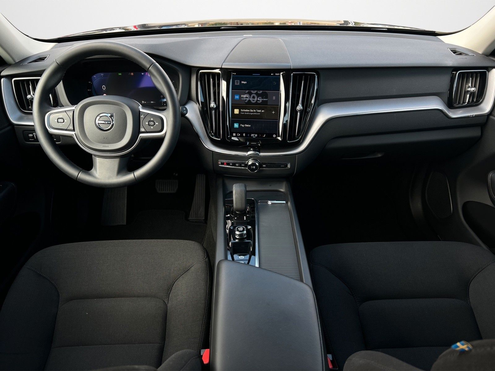 Volvo XC60 B4 Momentum Pro Geartronic AWD - Samsaru's Car Outlet