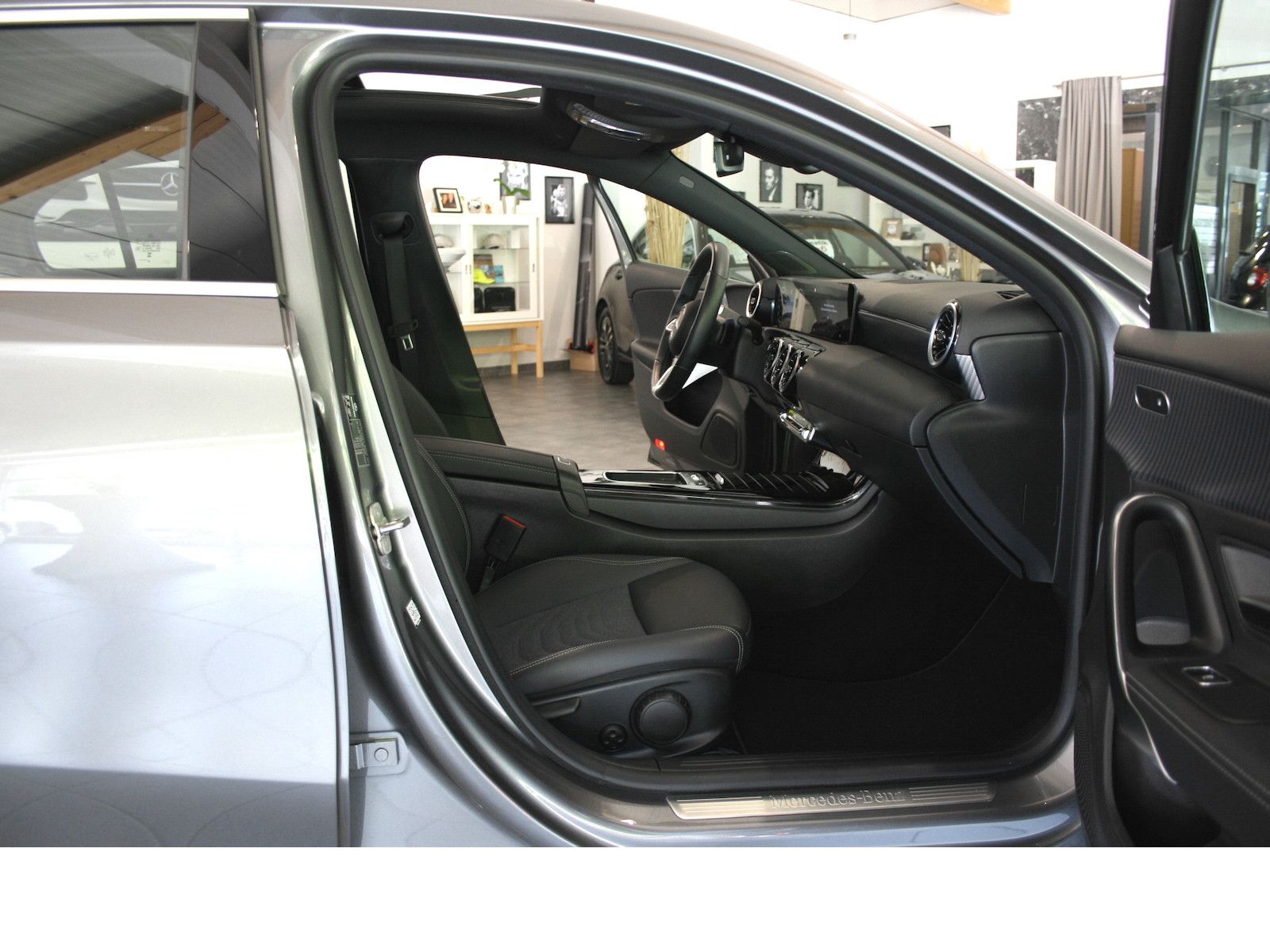 Mercedes-Benz A 180 d Progres.Advanced - Samsaru's Car Outlet