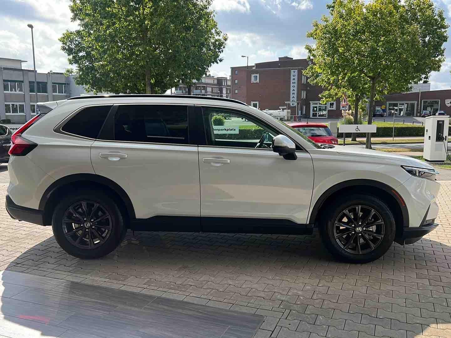 Honda CR-V Hybrid 2.0i 4WD Advance Leder Pano Kamera