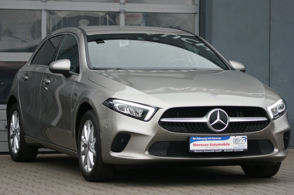Mercedes-Benz A 250 e 8G-DCT Progressive - Samsaru's Car Outlet