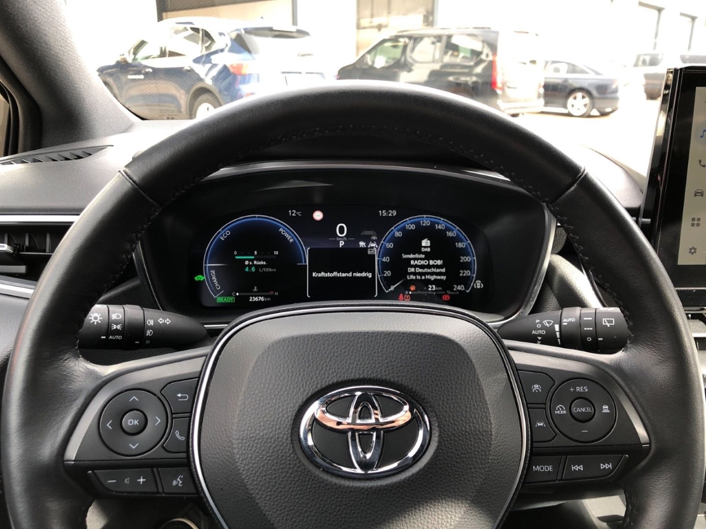 Toyota Corolla 5-Türer Hybrid 1,8L Team D