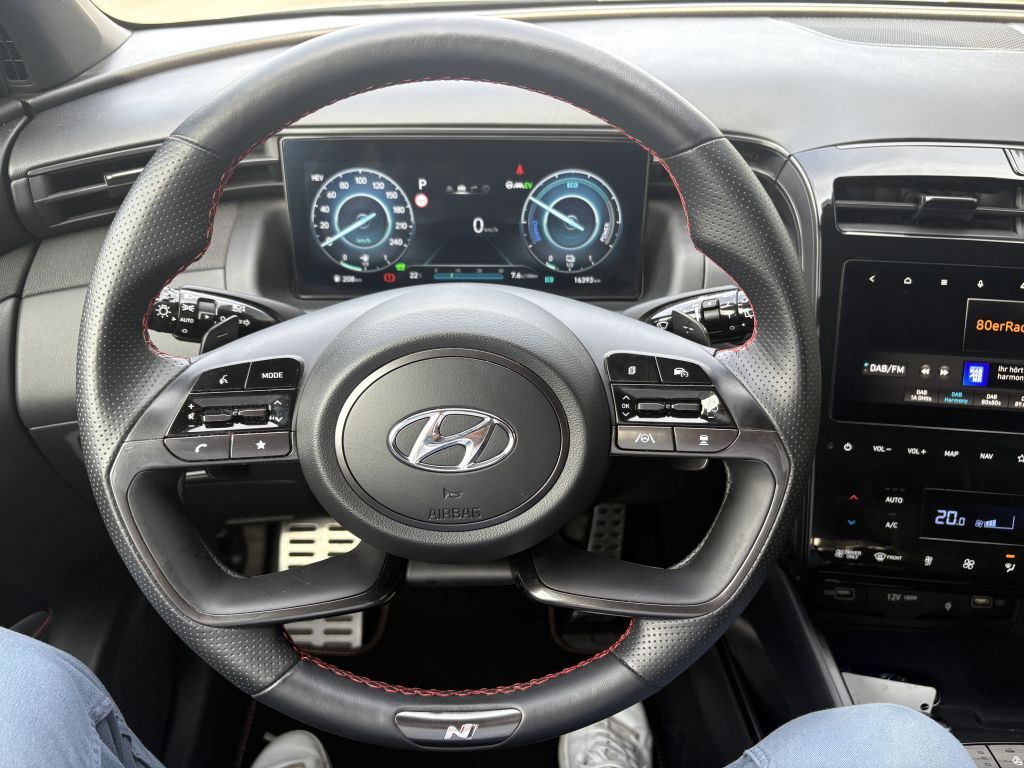 Hyundai TUCSON 1.6 T-GDi Plug-in-Hybrid 4WD N Line - Samsaru's Car Outlet