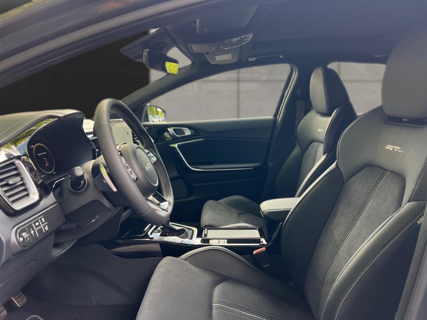 Kia ProCeed 1.5 GT-Line - Samsaru's Car Outlet
