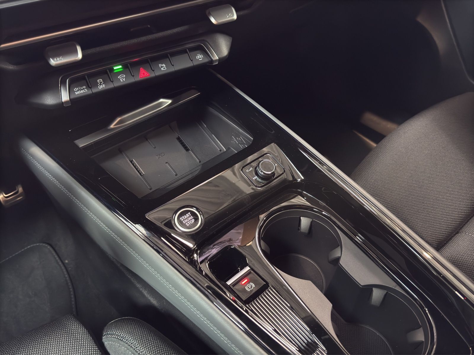 Audi Q3 Sportback eHybrid 2x S LINE AHK KAMERA LM20