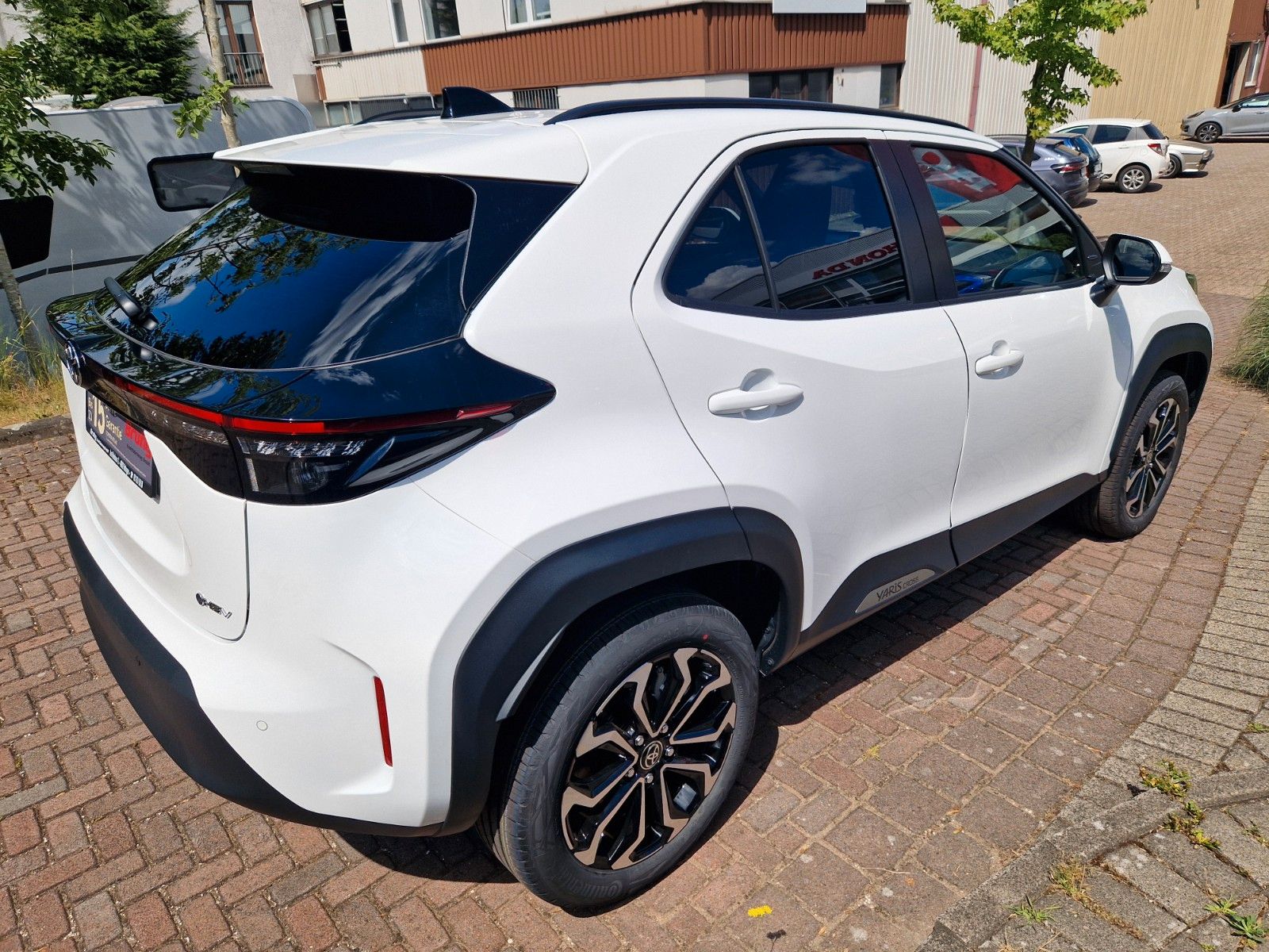 Toyota Yaris Cross 1,5-l-VVT-iE Teamplayer Safety P. V