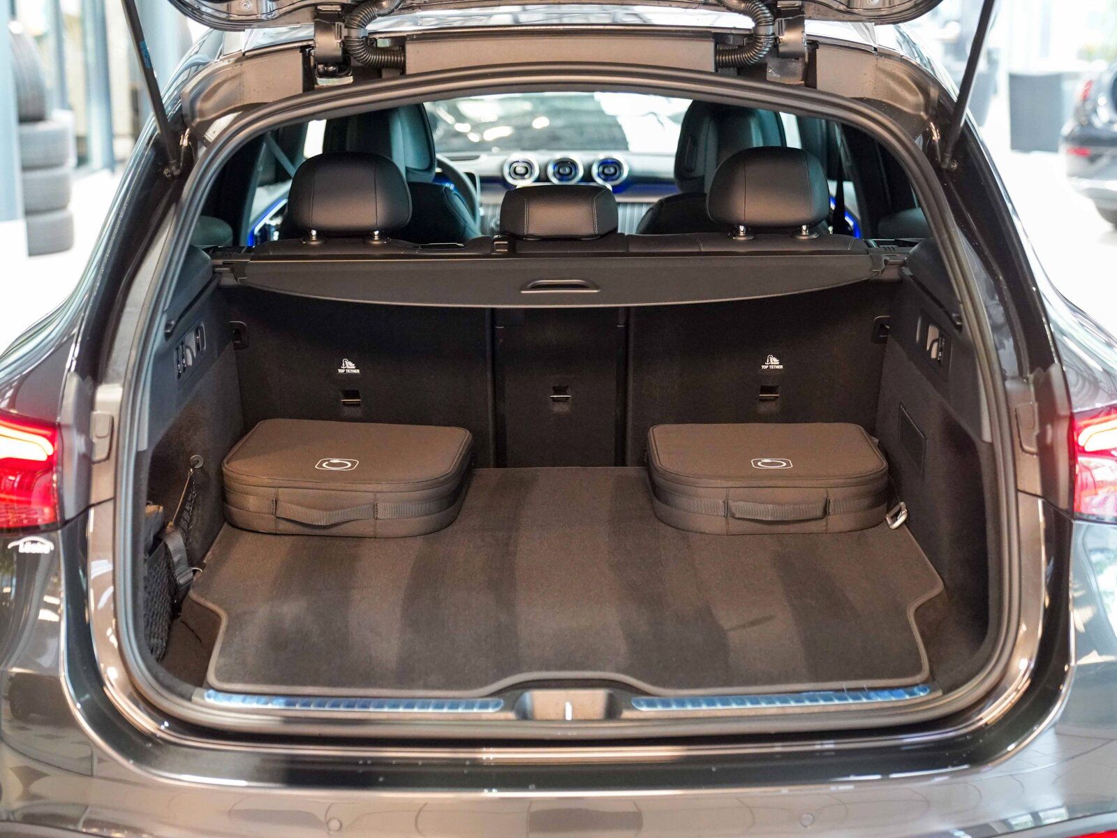 Mercedes-Benz GLC 300 de 4M AMG LIne Night Burmester AIR HUD