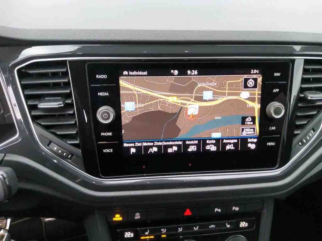 Volkswagen T-ROC 1.5 TSI Sport - Samsaru's Car Outlet