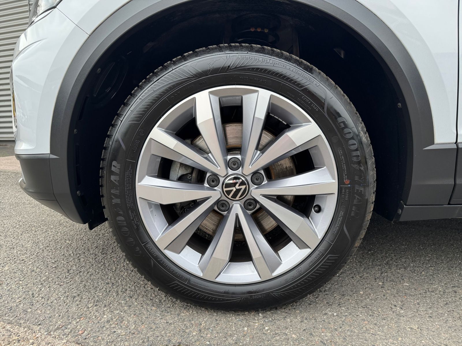 Volkswagen T-Roc Style 2.0TDI 4Motion - Samsaru's Car Outlet