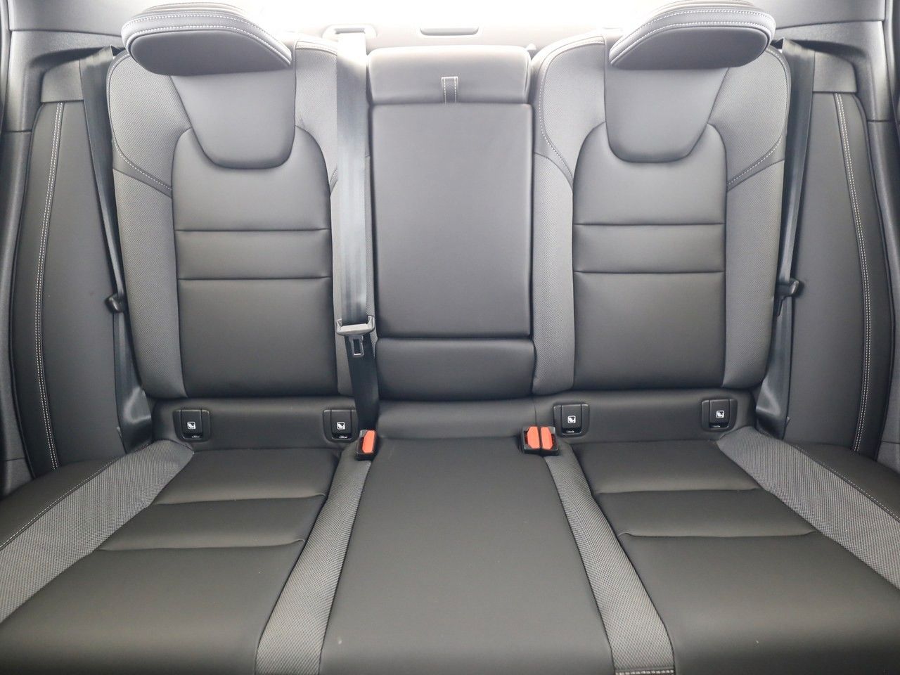 Volvo S60 B5 Ultimate Dark AWD SD*Headup*360°