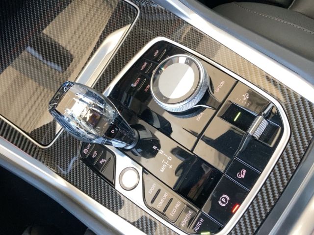 BMW X6 xDr. 40d M-Sport StandHZG AHK Pano HUD Iconic