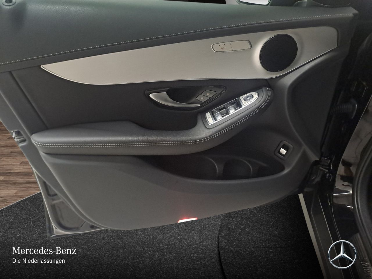 Mercedes-Benz GLC 300 de 4M Exclusive - Samsaru's Car Outlet