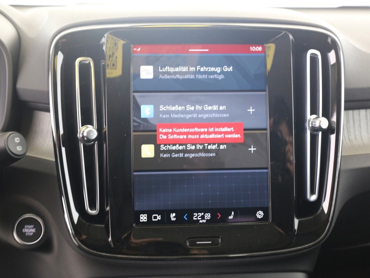 Volvo XC40 B4 Ultra Dark - Samsaru's Car Outlet