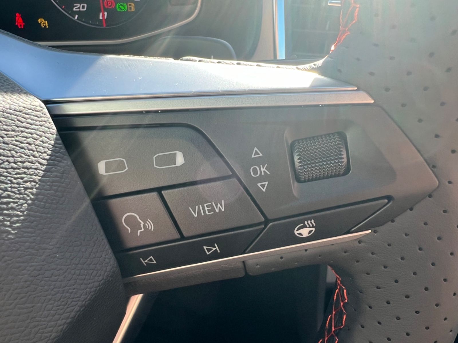 Seat Ateca FR DSG 150PS NAVI+SHZ+ACC+BEATS+AHK+