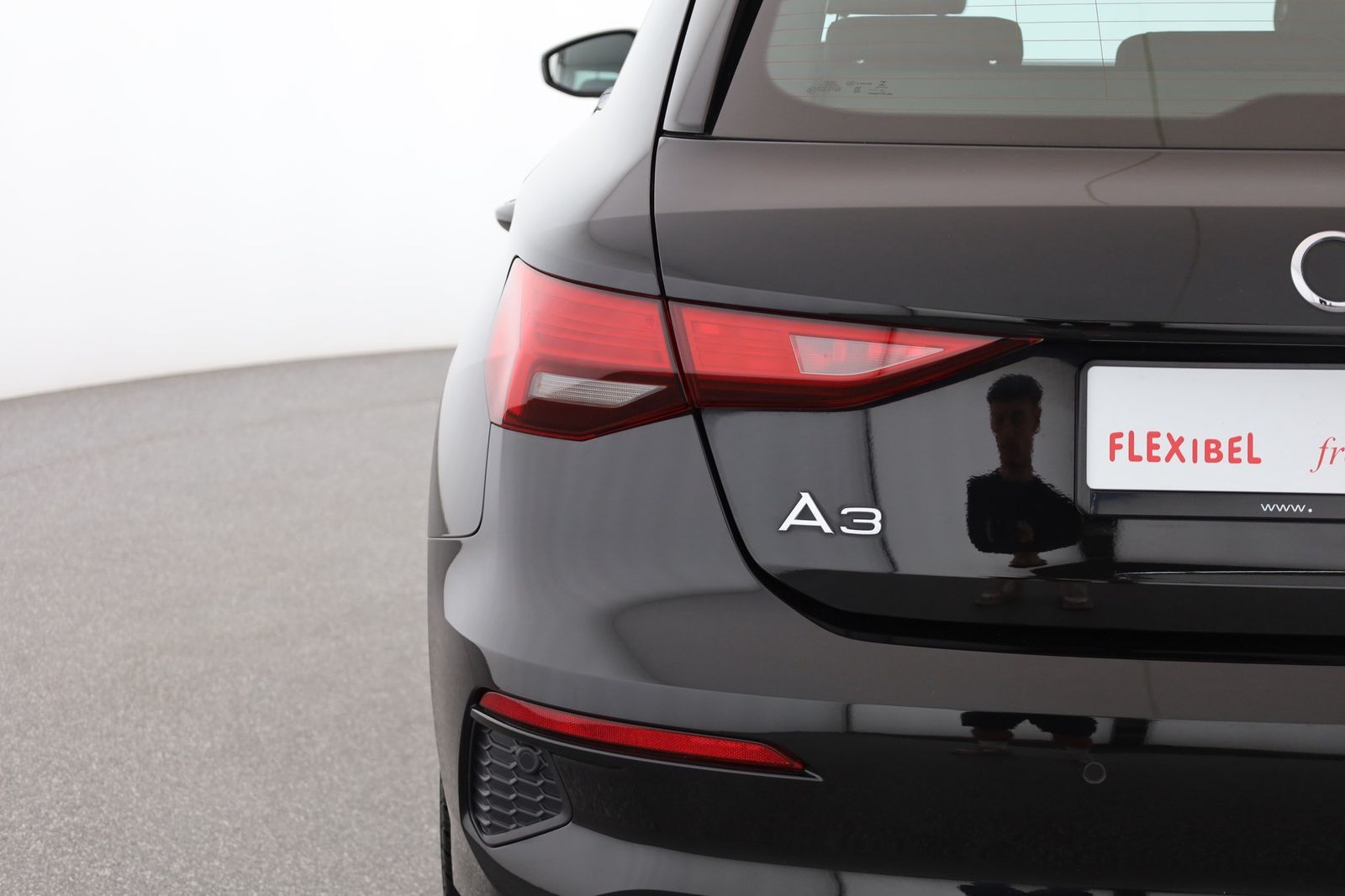 Audi A3 Sportback 35 TFSI S-Tronic - Samsaru's Car Outlet