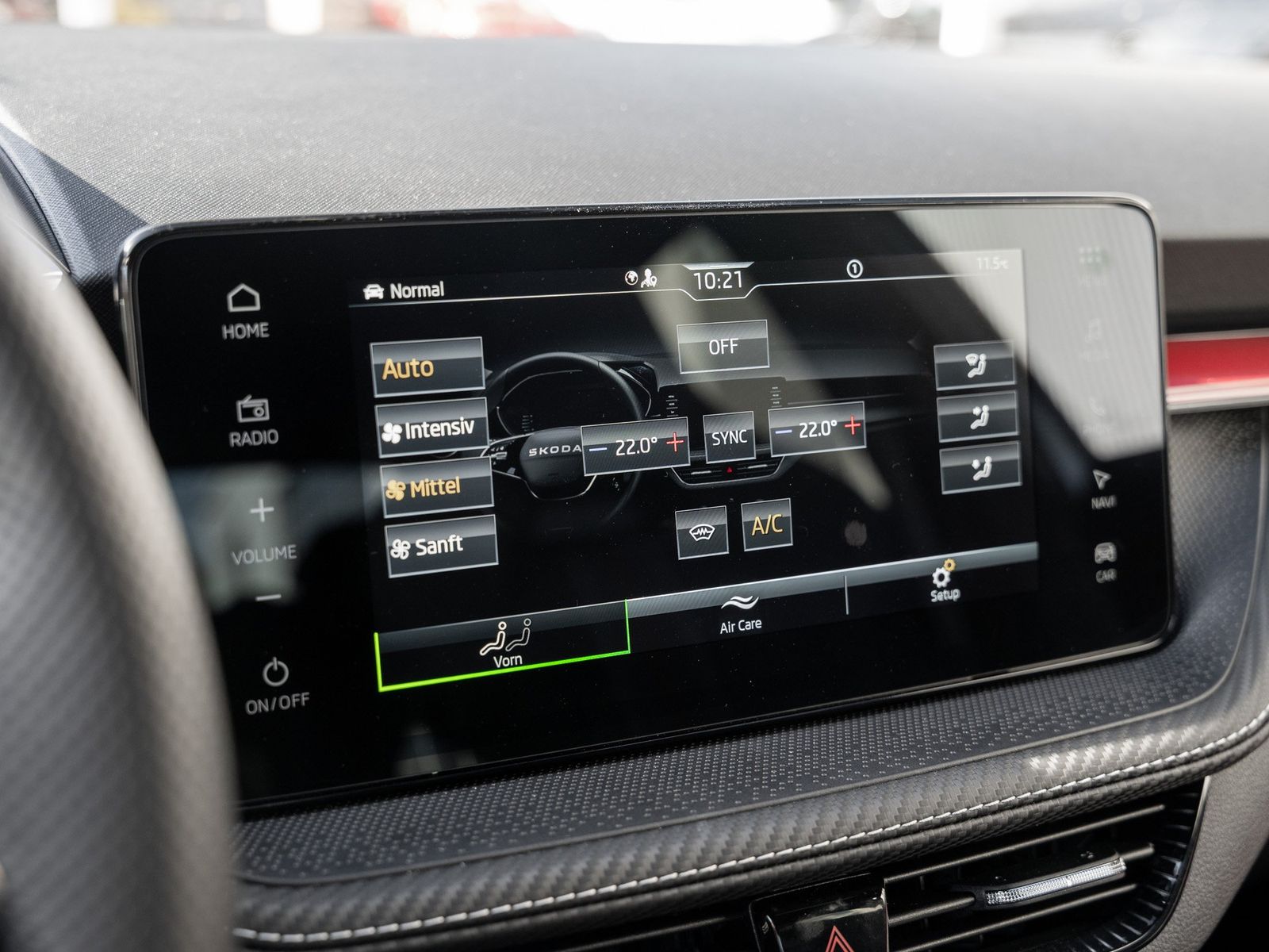 Skoda FABIA MONTE CARLO 1.5 TSI DSG Kam. Navi Virtual