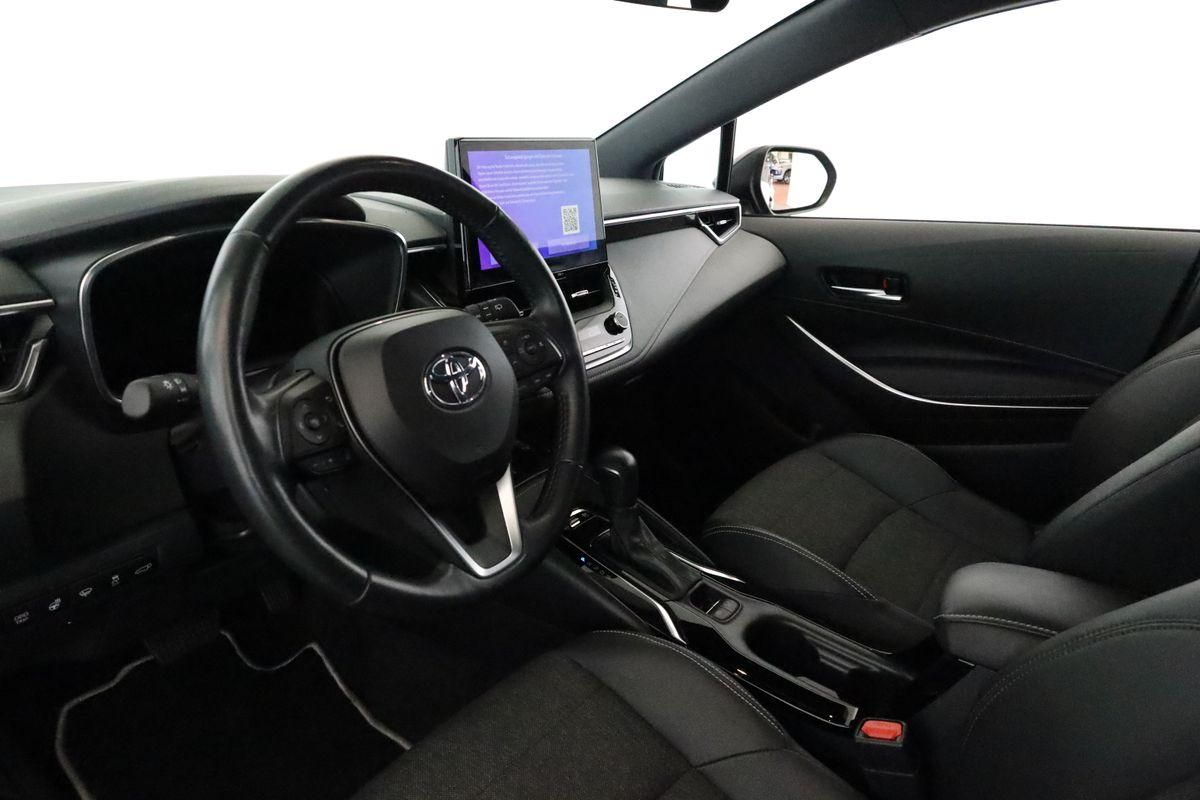 Toyota Corolla Touring Sports 1.8 CVT Team D Navi Kam