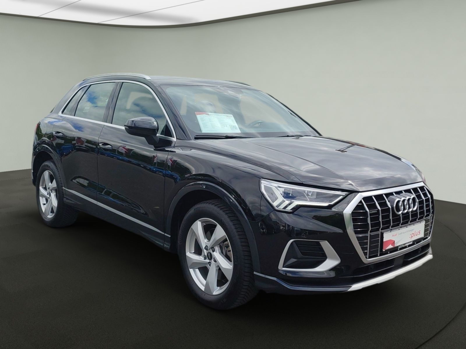 Audi Q3 advanced 40 TDI quattro - Samsaru's Car Outlet