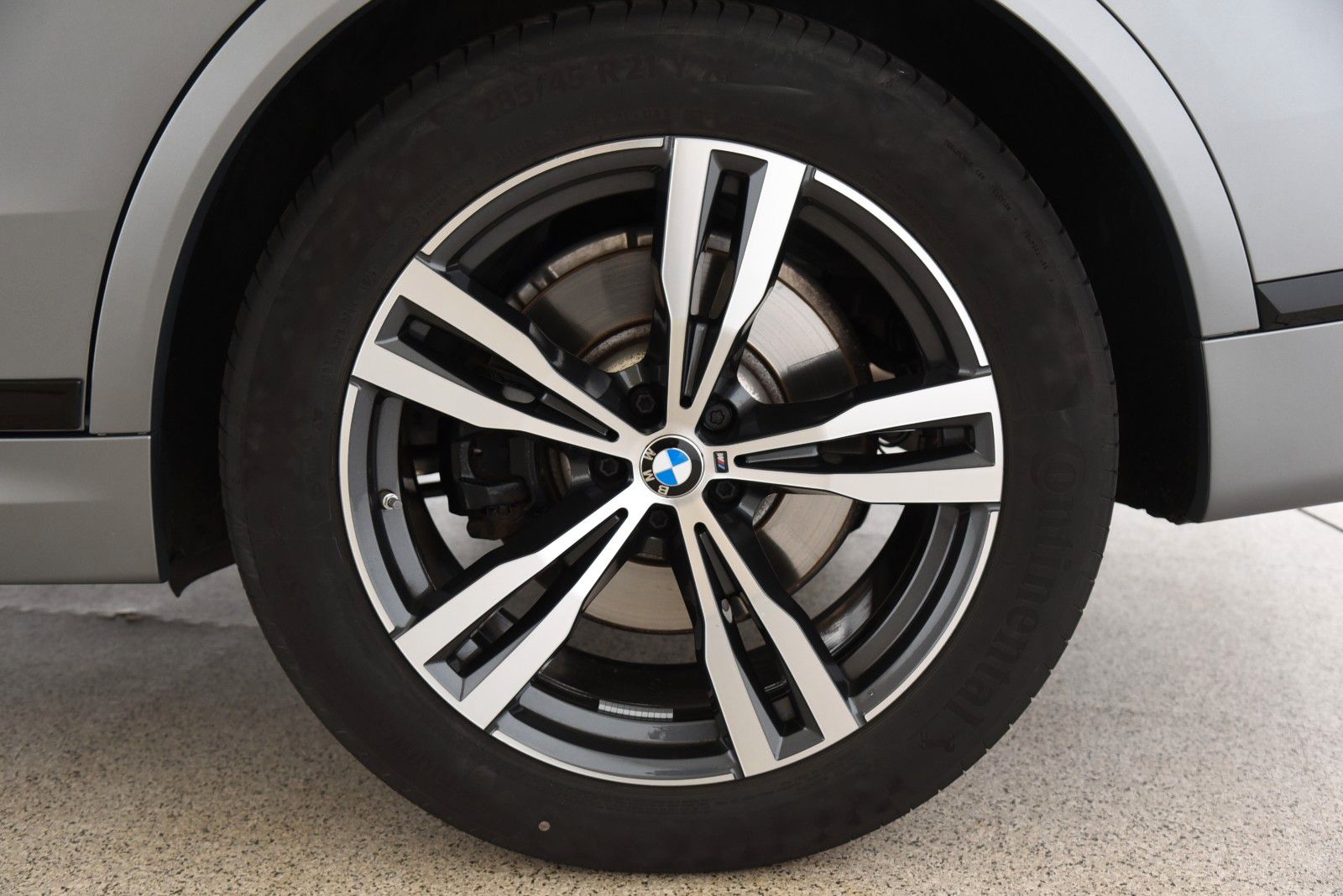 BMW X7 xDrive40d M Sport Pro Pano AHK Gestik H&K LED