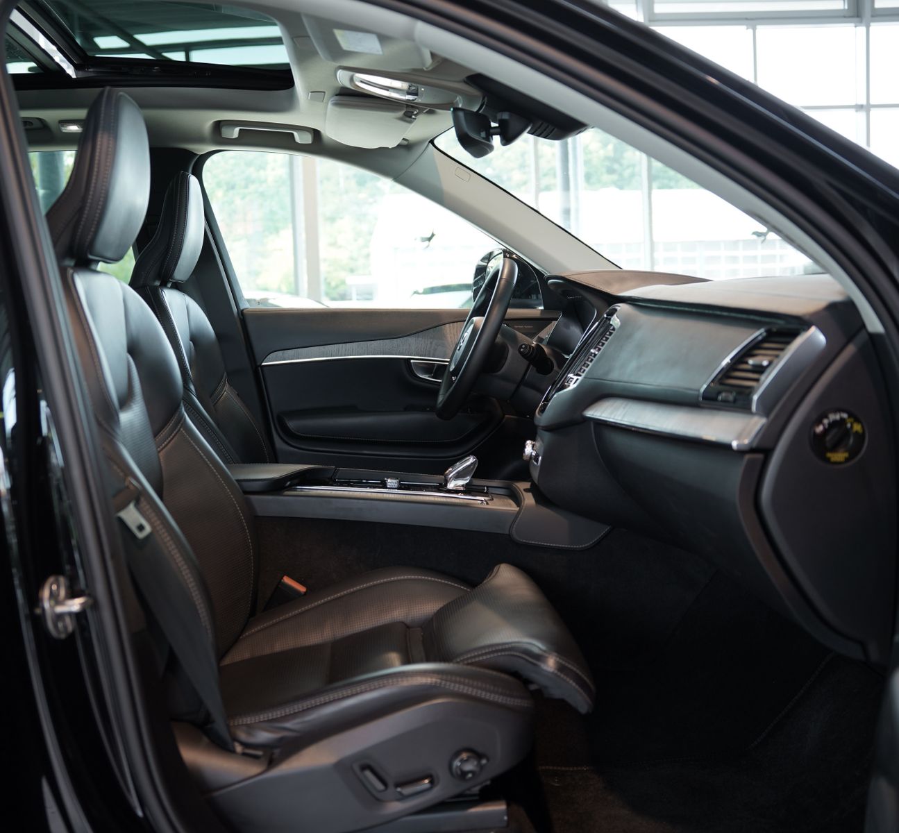 Volvo XC90 Plus Bright AWD *7-Sitzer *GSD *360° *AHK