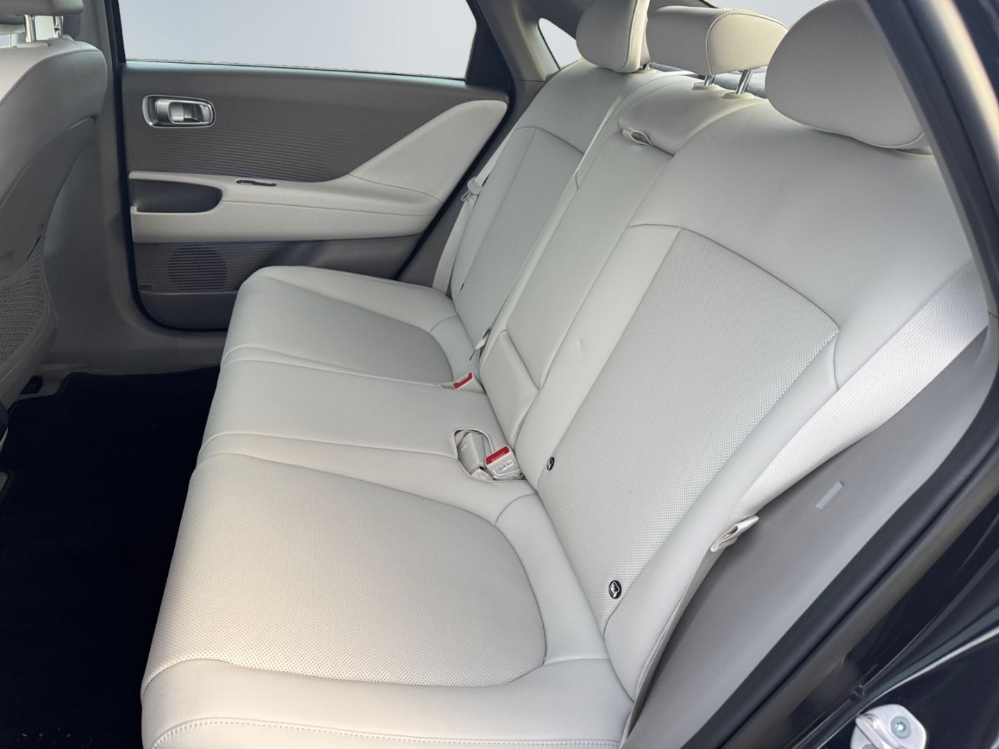 Hyundai IONIQ 6 Uniq HUD Navi Digitales Cockpit Memory S