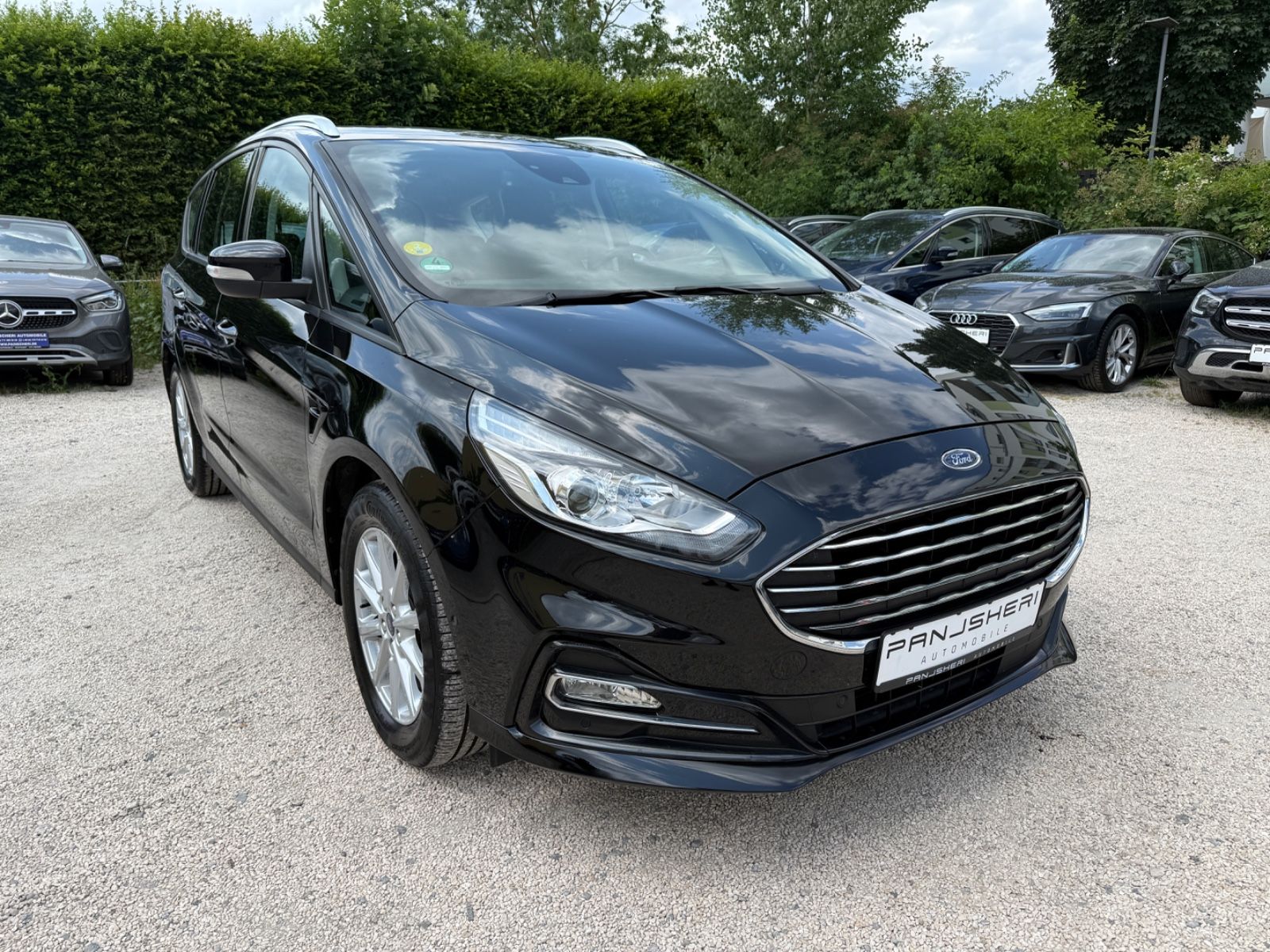 Ford S-Max 2.0 Aut EcoBlue - Samsaru's Car Outlet