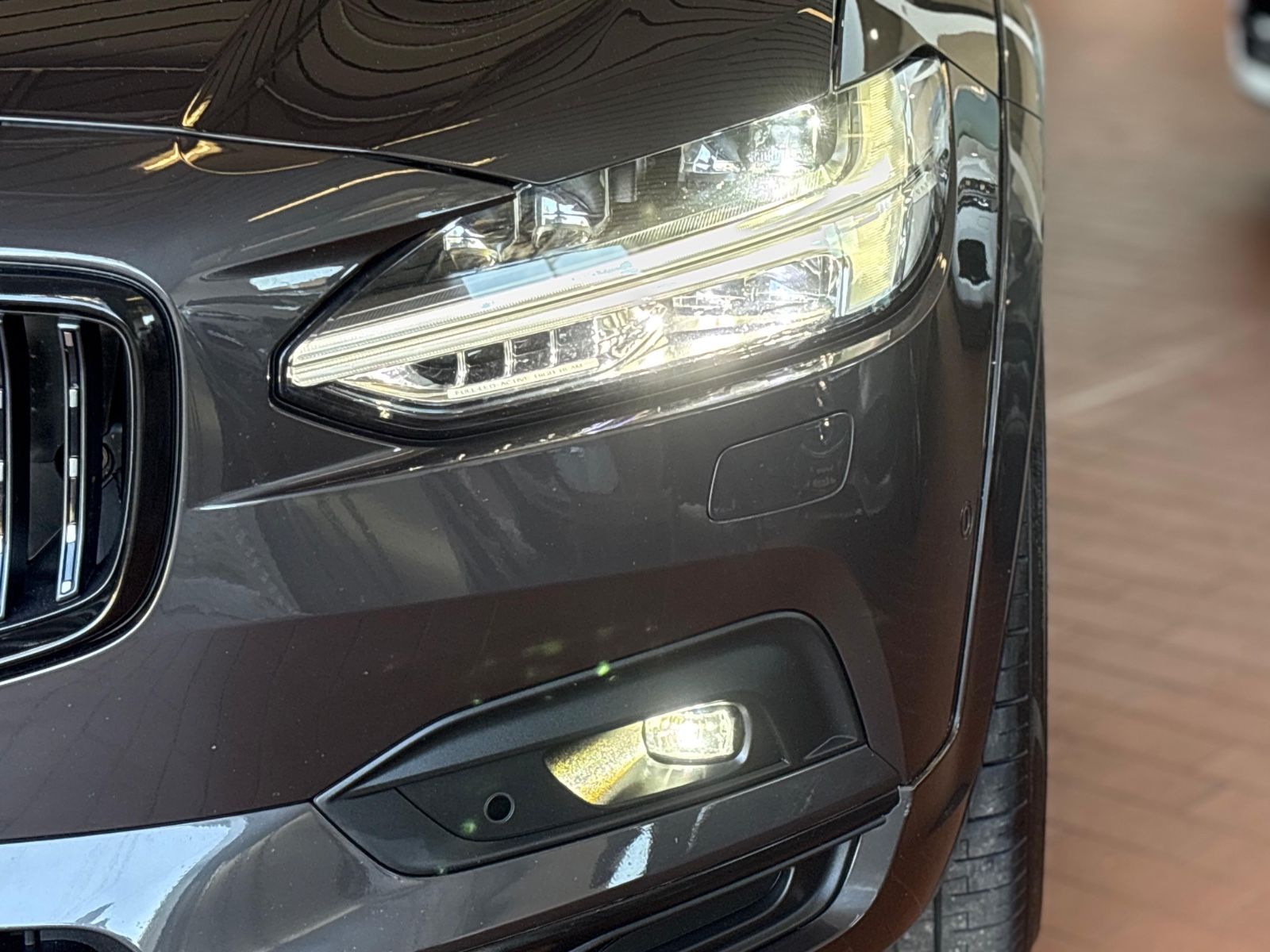 Volvo V90 Cross Country Ultimate AWD B5 HEICO