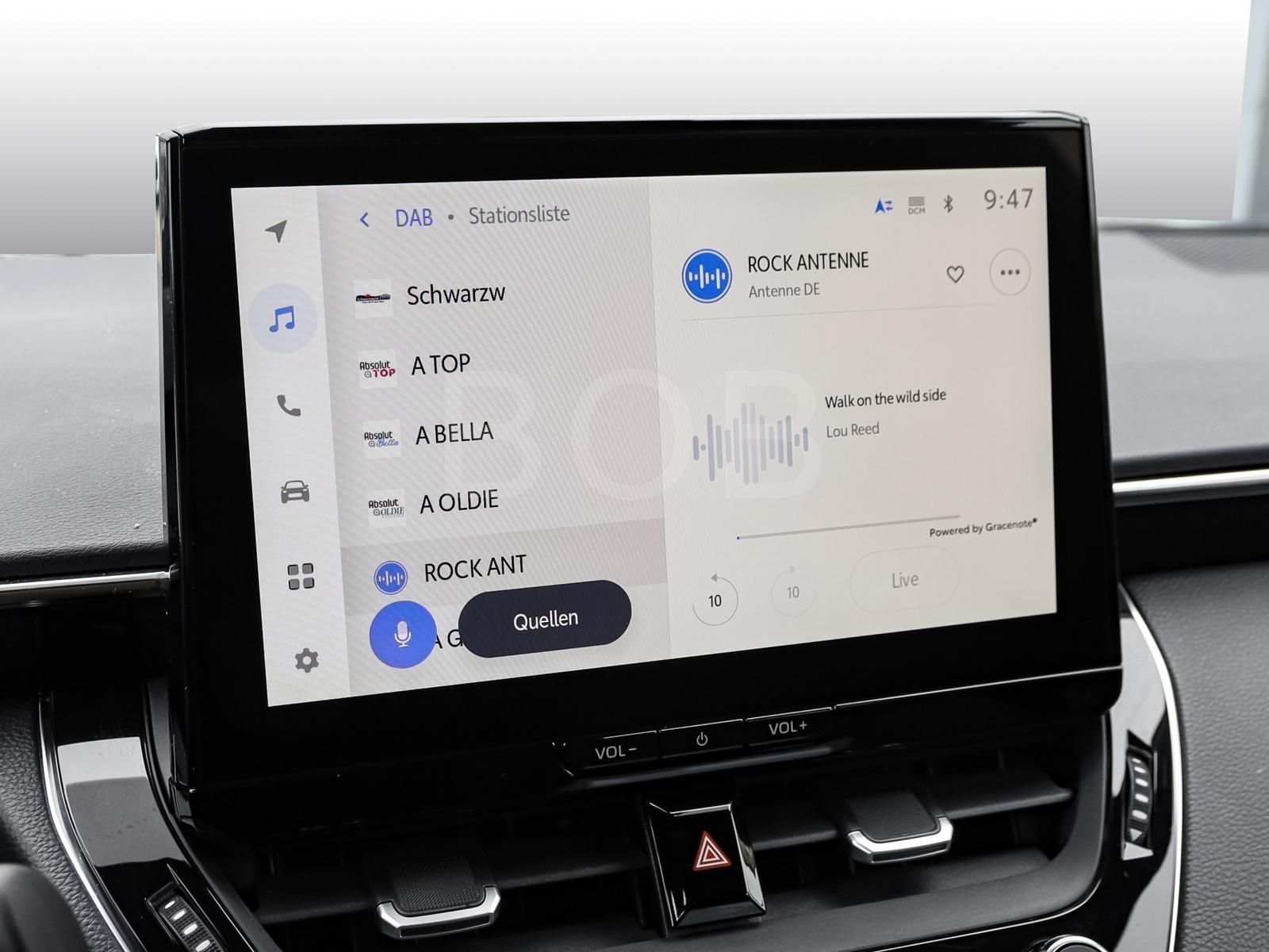 Toyota Corolla 1.8 Hybrid Comfort - Samsaru's Car Outlet