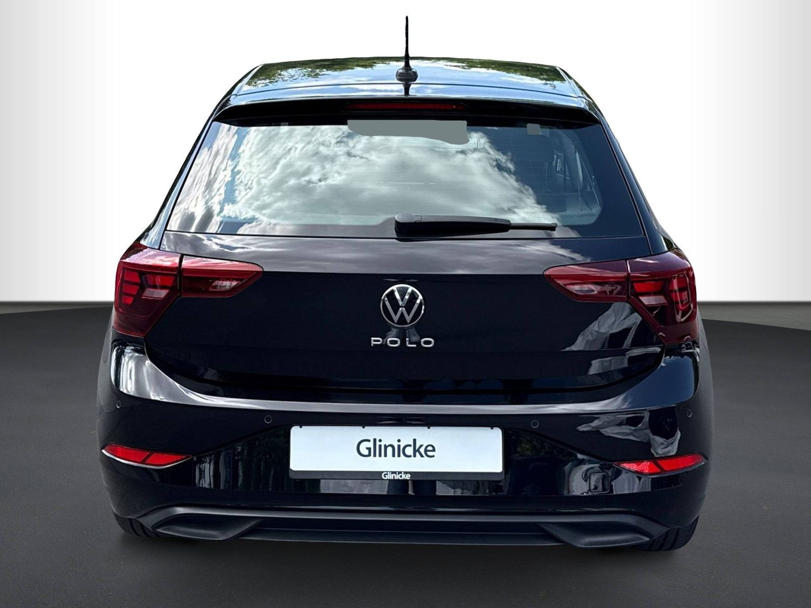Volkswagen Polo Life 1.0 TSI DSG - Samsaru's Car Outlet