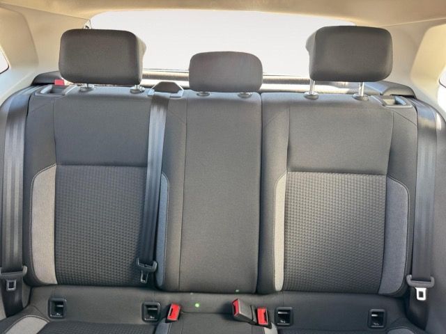 Volkswagen Polo VI 1.0 TSI DSG Life - Samsaru's Car Outlet