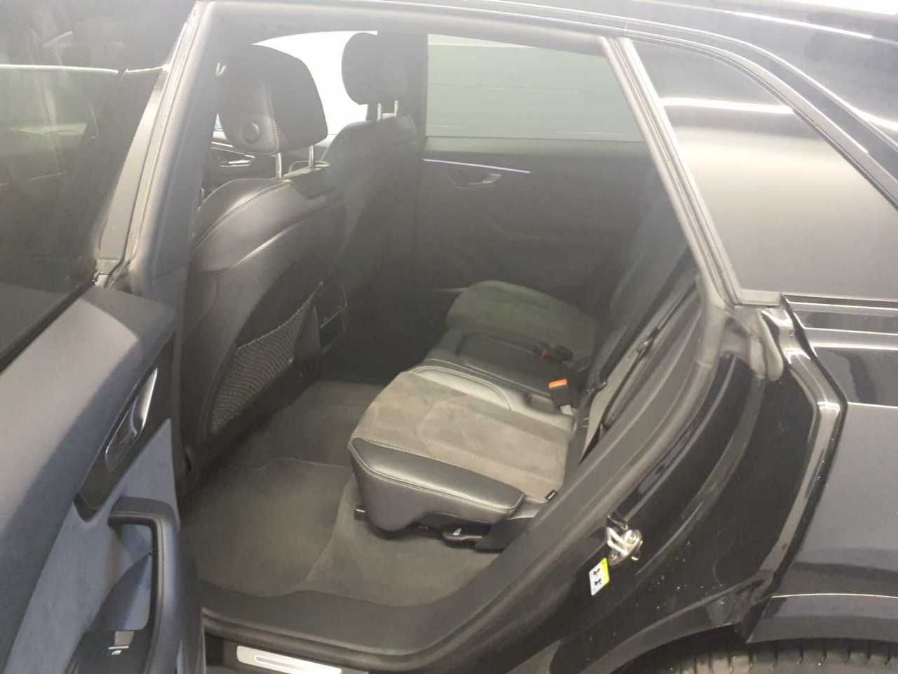 Audi Q8 S line comp. plus 50 TDI Pano HD Matrix B&O A