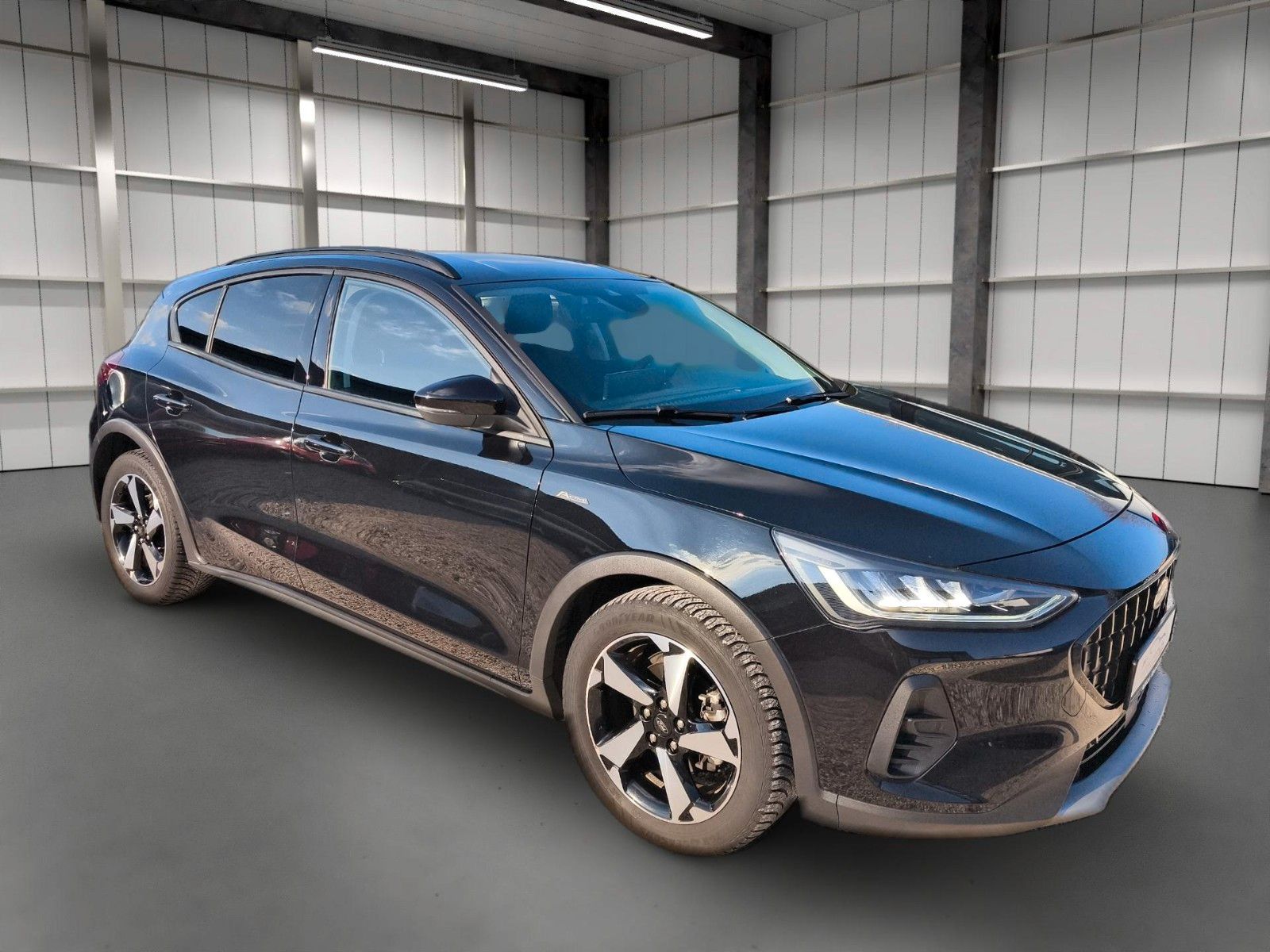 Ford Focus Lim. Active X NAVI LED ACC TOP ZUSTAND