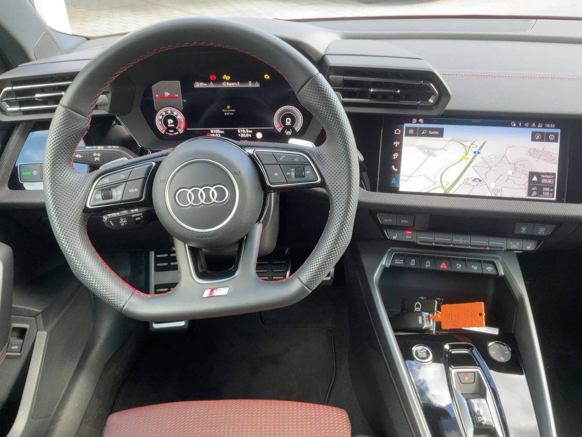 Audi A3 Sportback 35 TFSI S-TR ADVANCED - Samsaru's Car Outlet