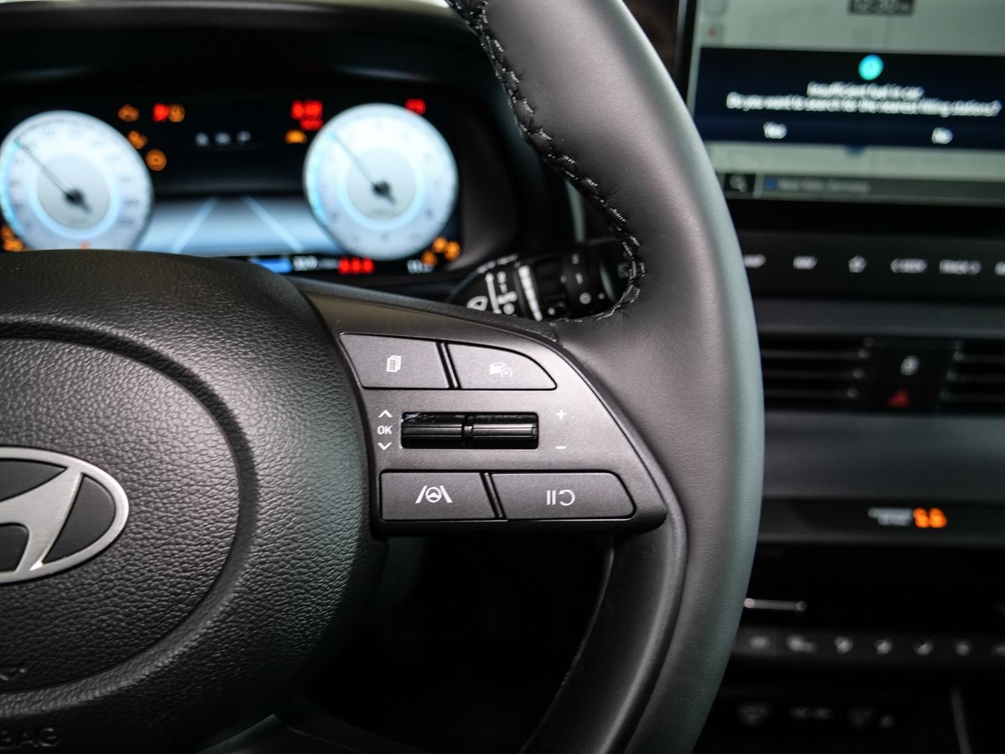 Hyundai i20 Prime Navi Digitales Cockpit Soundsystem Bos