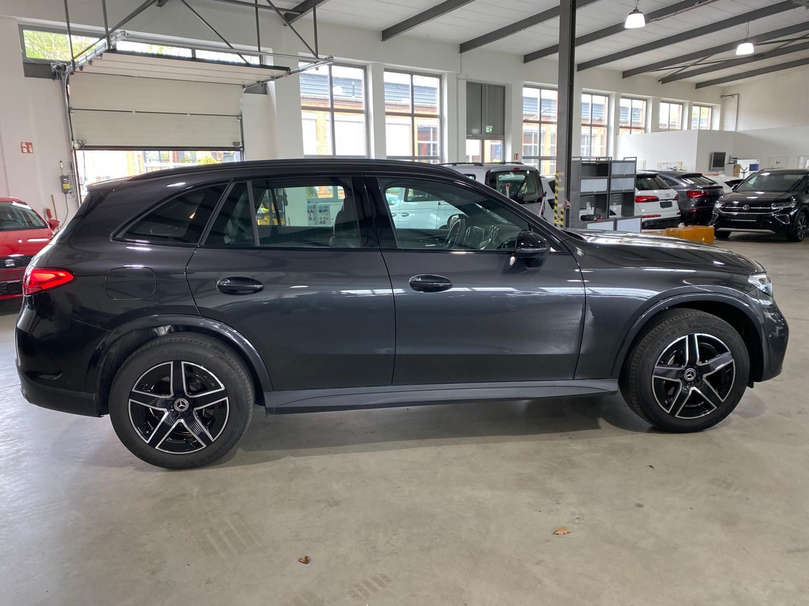Mercedes-Benz GLC 300 e 4M AMG+ - Samsaru's Car Outlet
