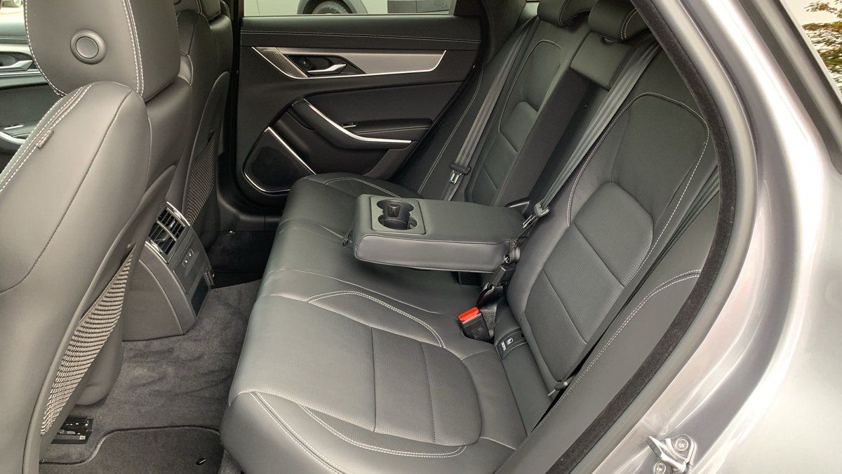 Jaguar XF D200 R-DYNAMIC HSE ACC+DAB+SHZG+LED+LMF+NAV
