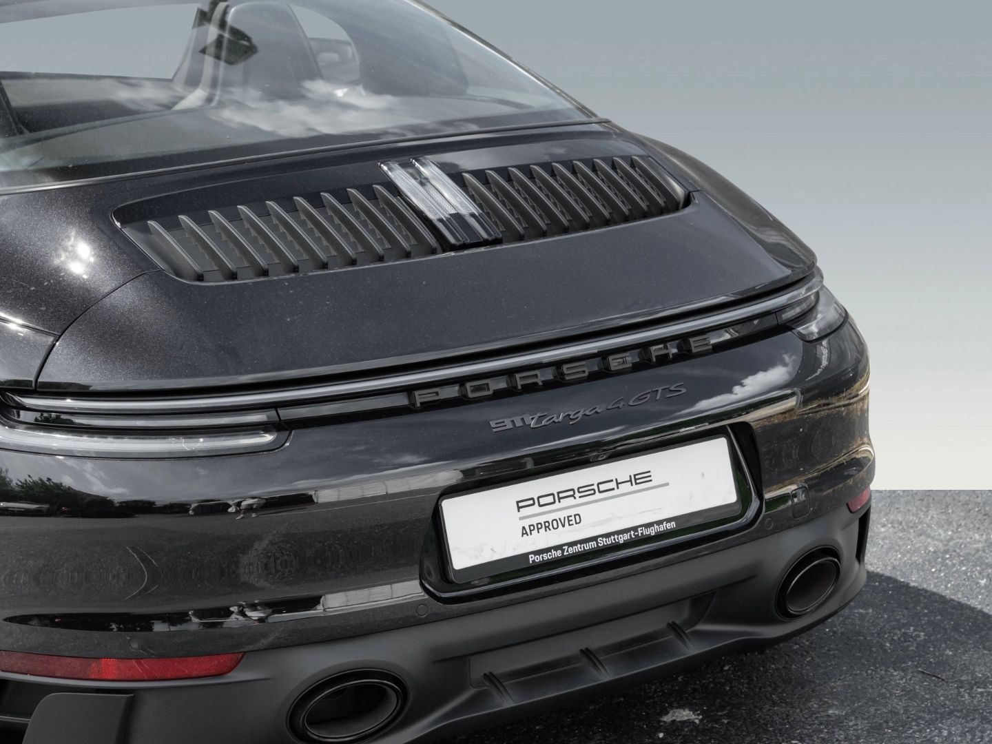Porsche 992 911 Targa 4 GTS Matrix InnoDrive 18 Weg Sitz